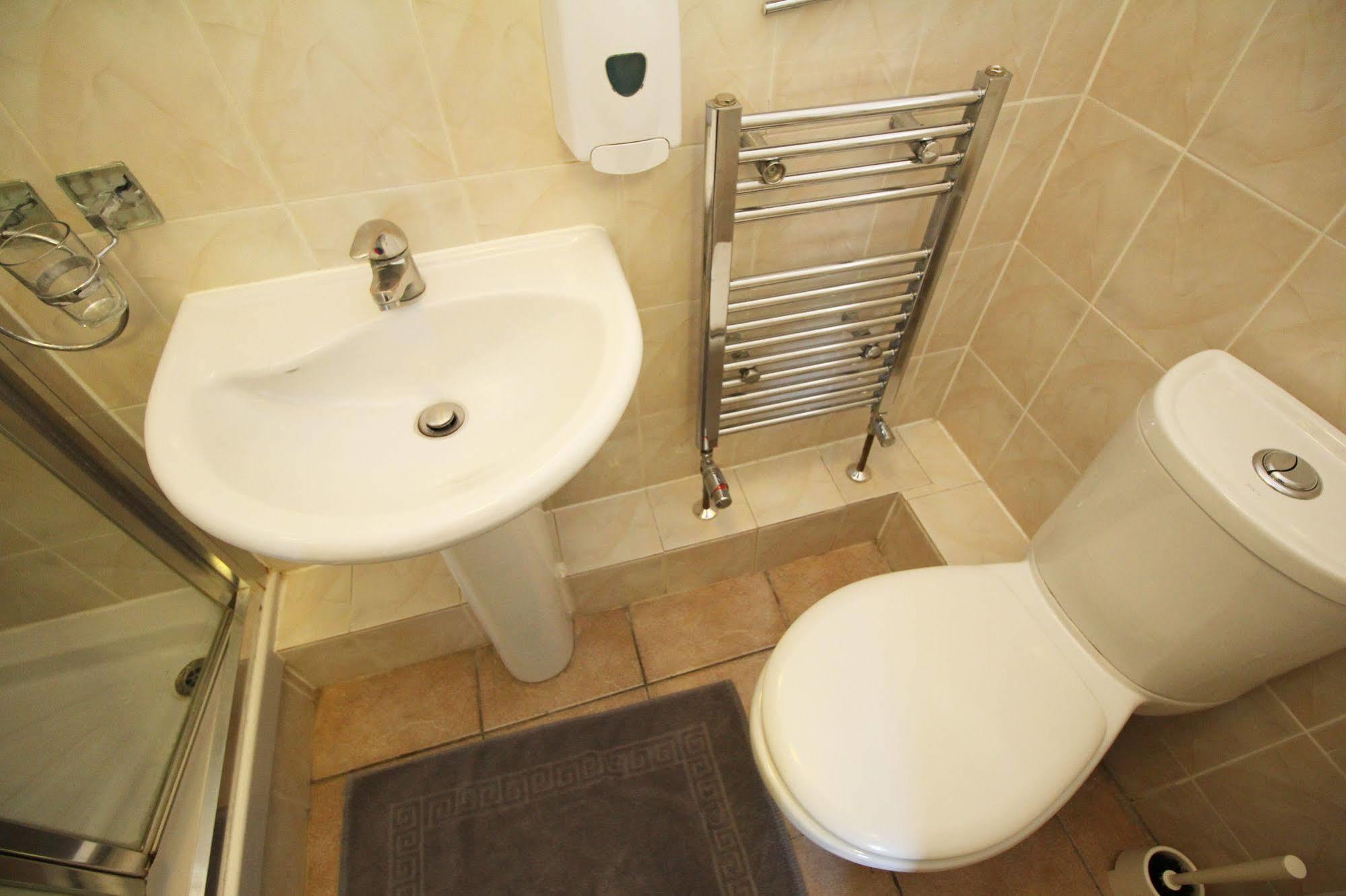 Flexistay Aparthotel Tooting London Exteriör bild